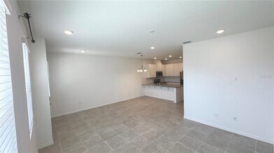 2327 Garden Belle Dr in Clermont, FL - Building Photo - Building Photo