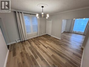 454 Vera Pl in Windsor, ON - Building Photo - Building Photo