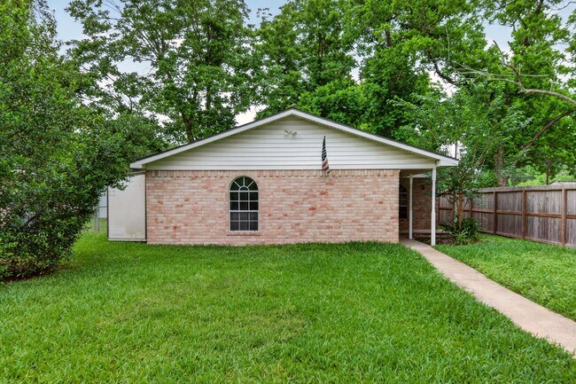 418 Texas St