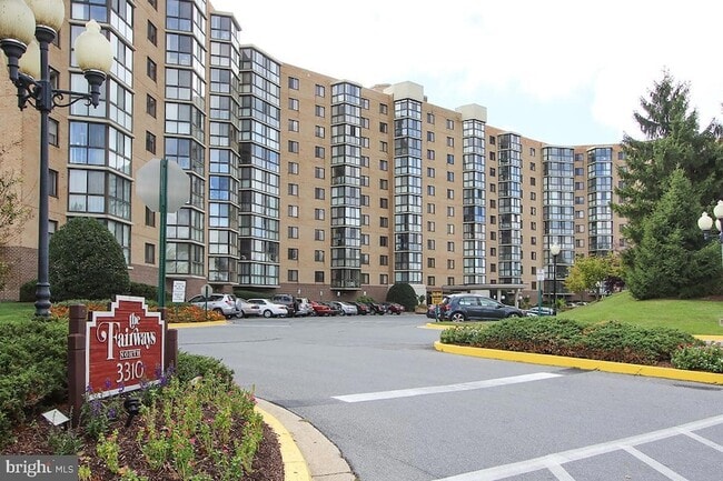 property at 3310 N Leisure World Blvd