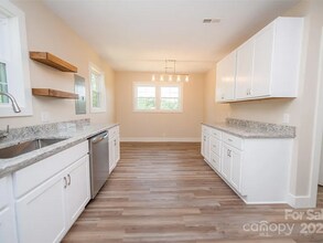 109 Avery Dr in Forest City, NC - Building Photo - Building Photo
