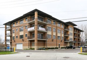 Coves of Mundelein in Mundelein, IL - Building Photo