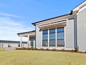 136 Moss Brk Ln in Madison, AL - Building Photo - Building Photo