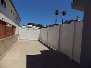 1215-1215 Reed Ave in San Diego, CA - Building Photo - Building Photo