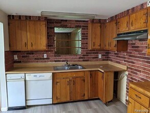 7275 Cherokee St in Taylor, MI - Building Photo - Building Photo