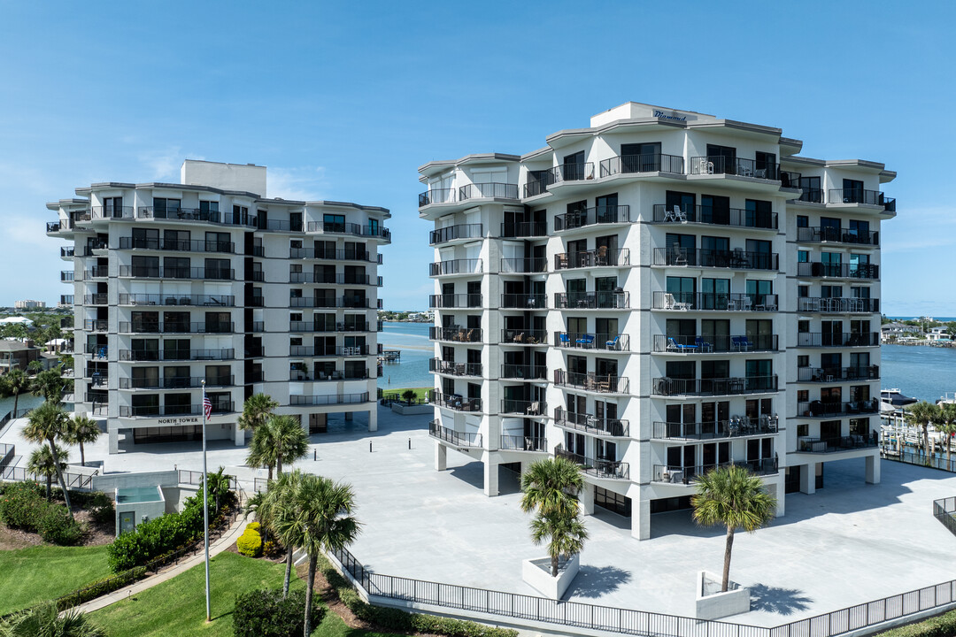 Diamond Head in New Smyrna Beach, FL - Building Photo