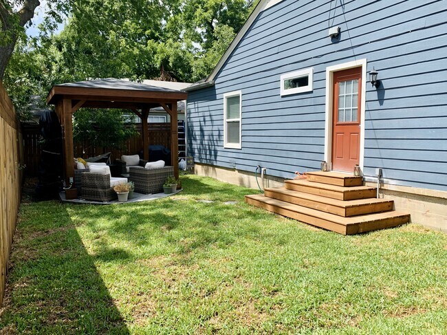 109 S Morris St in McKinney, TX - Building Photo - Building Photo