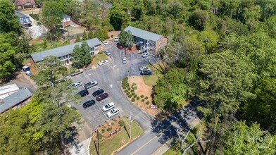 247 E Cloverhurst Ave in Athens, GA - Building Photo - Building Photo