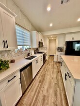 32391 Prairie Crossing Dr in Winchester, CA - Building Photo - Building Photo