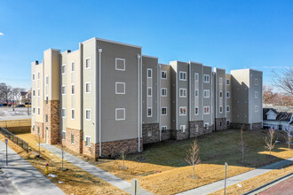 Hillside Senior Apartments in Omaha, NE - Building Photo - Building Photo