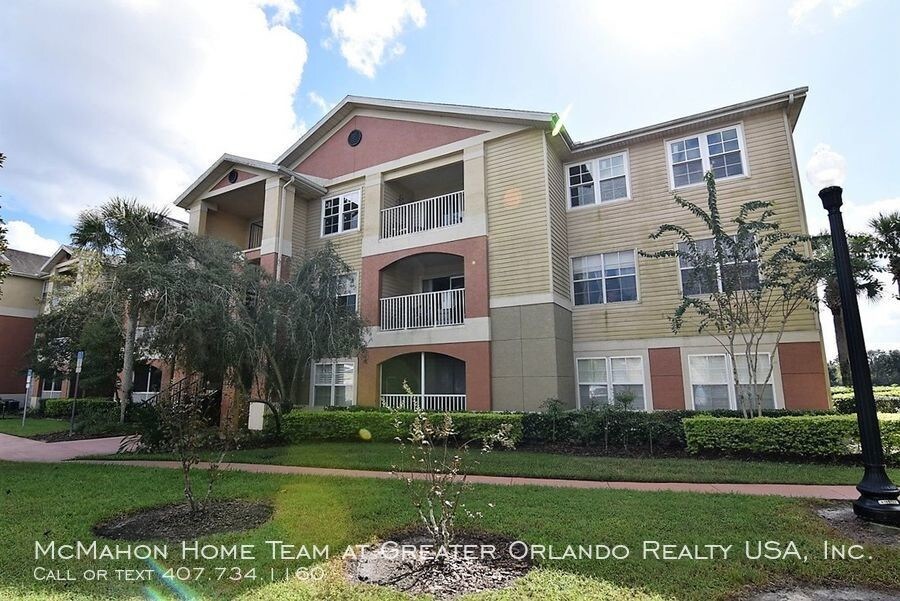 1939 Summer Club Dr-Unit -Unit 315 in Oviedo, FL - Building Photo