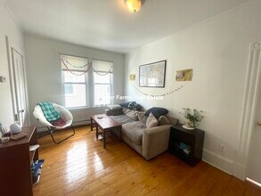 54 Portsmouth St, Unit 2 in Cambridge, MA - Foto de edificio - Building Photo