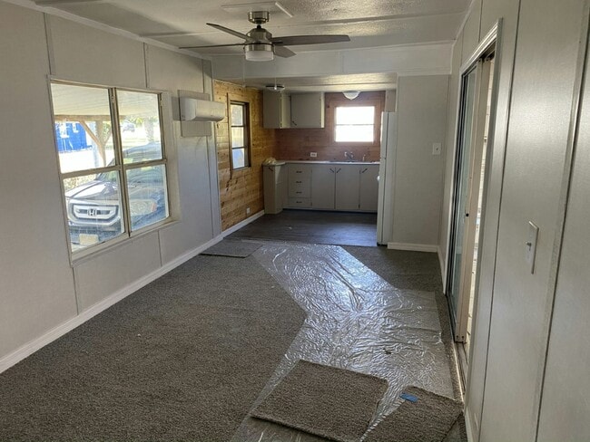 13 Eustis Rd in Mount Dora, FL - Building Photo - Building Photo