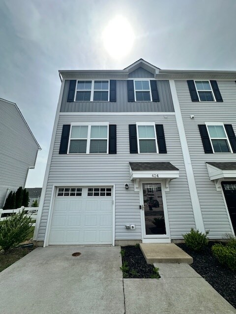 property at 424 Sitka Spruce Ln