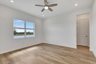 1104 SE Crosswood Wy in Port St. Lucie, FL - Building Photo - Building Photo