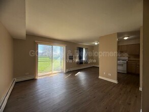 808 College Blvd in Addison, IL - Building Photo - Building Photo