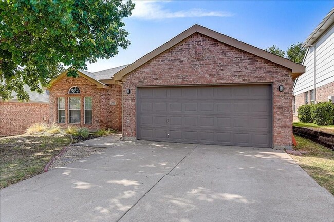 property at 4904 Diamond Trace Trail