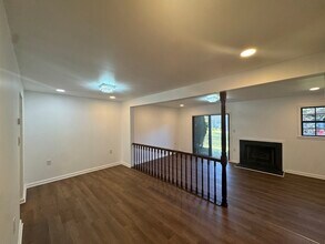 20 Duck Hawk Ct in Hackettstown, NJ - Building Photo - Building Photo