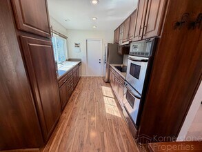 6926 Monte Verde Dr in San Diego, CA - Building Photo - Building Photo