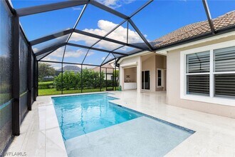 11845 Bramble Ct in Naples, FL - Foto de edificio - Building Photo
