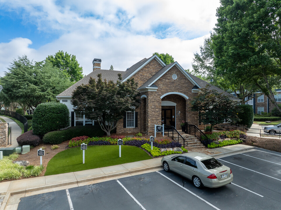 Bell Alpharetta in Alpharetta, GA - Building Photo