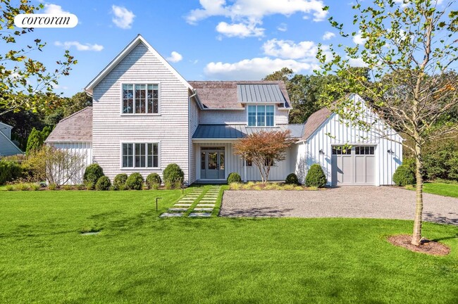 property at 13 Boxwood St