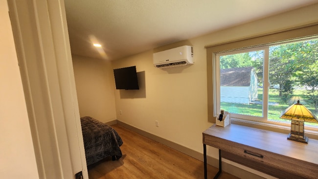 1704 S Forest Dr in Knoxville, TN - Building Photo - Building Photo