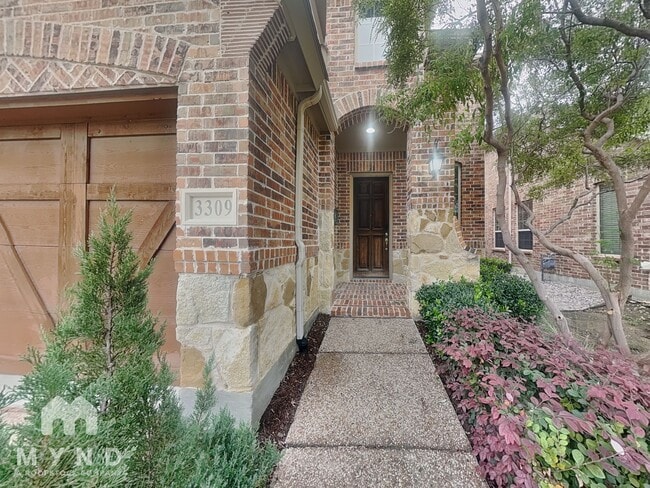 property at 3309 Damsel Sauvage Ln