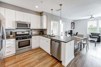 49 E 34th St in New York, NY - Building Photo - Building Photo