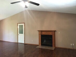 5 Pinehurst Dr in Bella Vista, AR - Building Photo - Building Photo