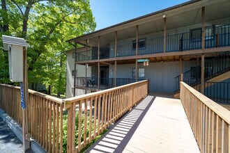 5 Chandler Ln in Branson West, MO - Building Photo - Building Photo