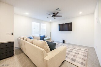 1155 Tektite Ave in Henderson, NV - Building Photo - Building Photo