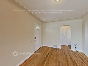 3690 Magnolia St, Unit 10-303 in Denver, CO - Building Photo - Building Photo