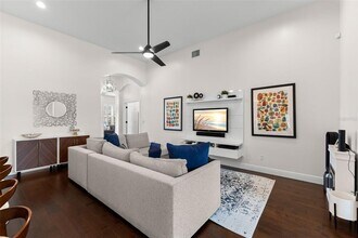 11913 Keating Dr in Tampa, FL - Building Photo - Building Photo