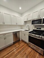 1026 W Loyola Ave, Unit 1 in Chicago, IL - Building Photo