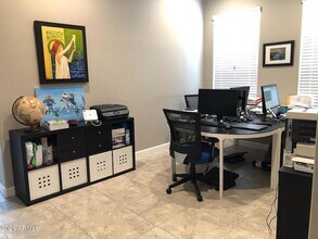 1255 N Arizona Ave in Chandler, AZ - Foto de edificio - Building Photo