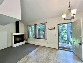 3222 61st Ave Ct NW in Gig Harbor, WA - Building Photo - Building Photo