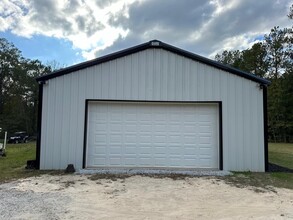 1150 Gray Horse Rd in Greensboro, GA - Building Photo - Building Photo