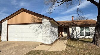 6603 Blackberry Dr in Arlington, TX - Building Photo