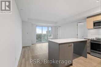 299 Campbell Ave in Toronto, ON - Building Photo - Building Photo