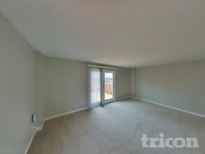 137 Crum Creek Dr in Woodlyn, PA - Building Photo - Building Photo