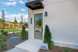 782 Peachtree St NE in Atlanta, GA - Building Photo - Building Photo