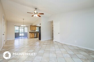 5210 2nd St W in Lehigh Acres, FL - Building Photo - Building Photo