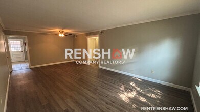 3210 13 Colony Mall in Memphis, TN - Foto de edificio - Building Photo