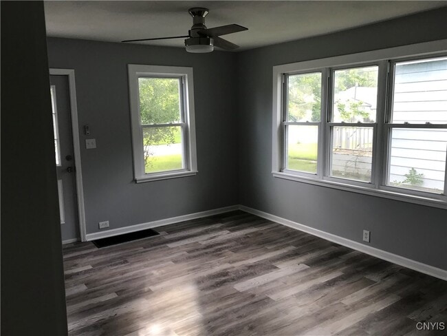 503 Boston Rd in Syracuse, NY - Building Photo - Building Photo