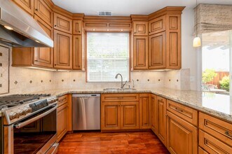3102 Cassia Ct in Pleasanton, CA - Building Photo - Building Photo