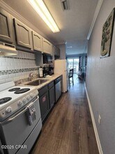 301 Lullwater Dr in Panama City, FL - Building Photo - Building Photo