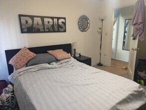 Norman Apartments in Seattle, WA - Building Photo - Interior Photo