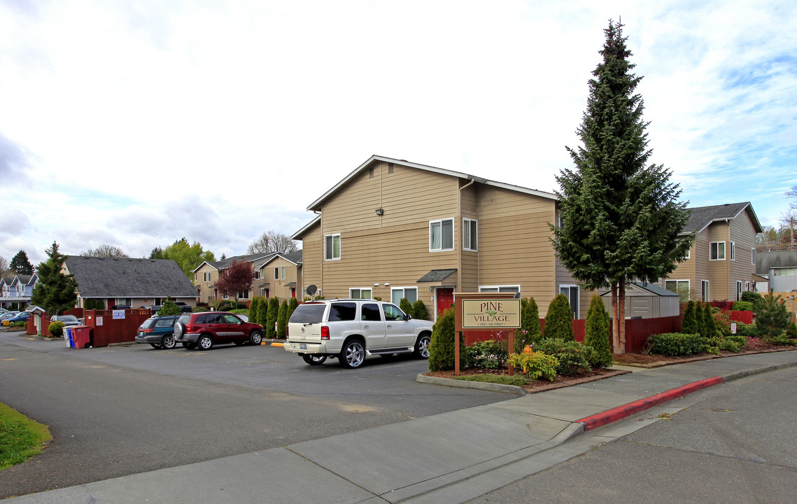 Pine Village Condominiums in Everett, WA - Building Photo