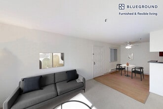 1600 Villa St in Mountain View, CA - Building Photo - Building Photo